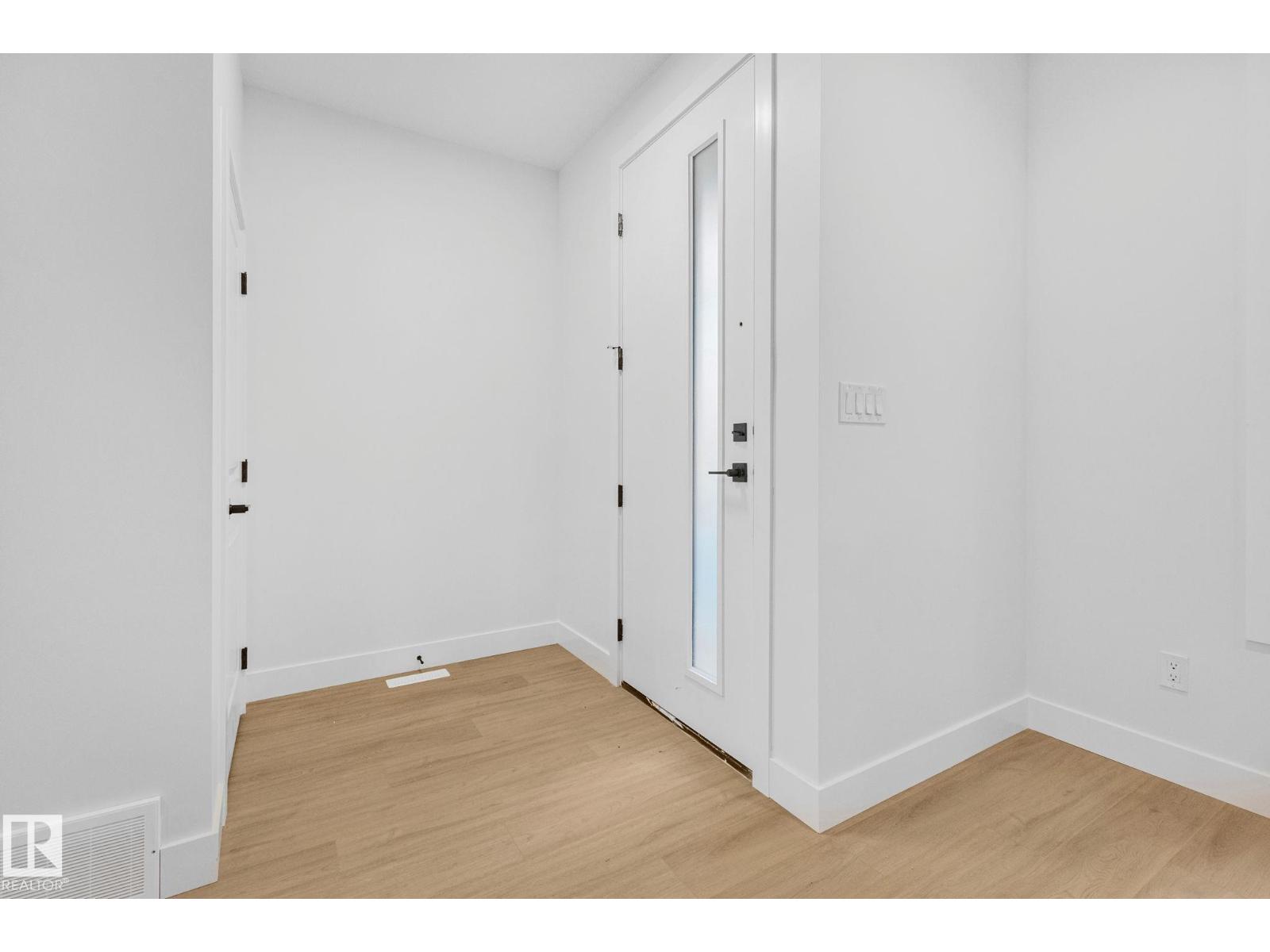 Unknown Address, ,    - Photo 6 - E4469837