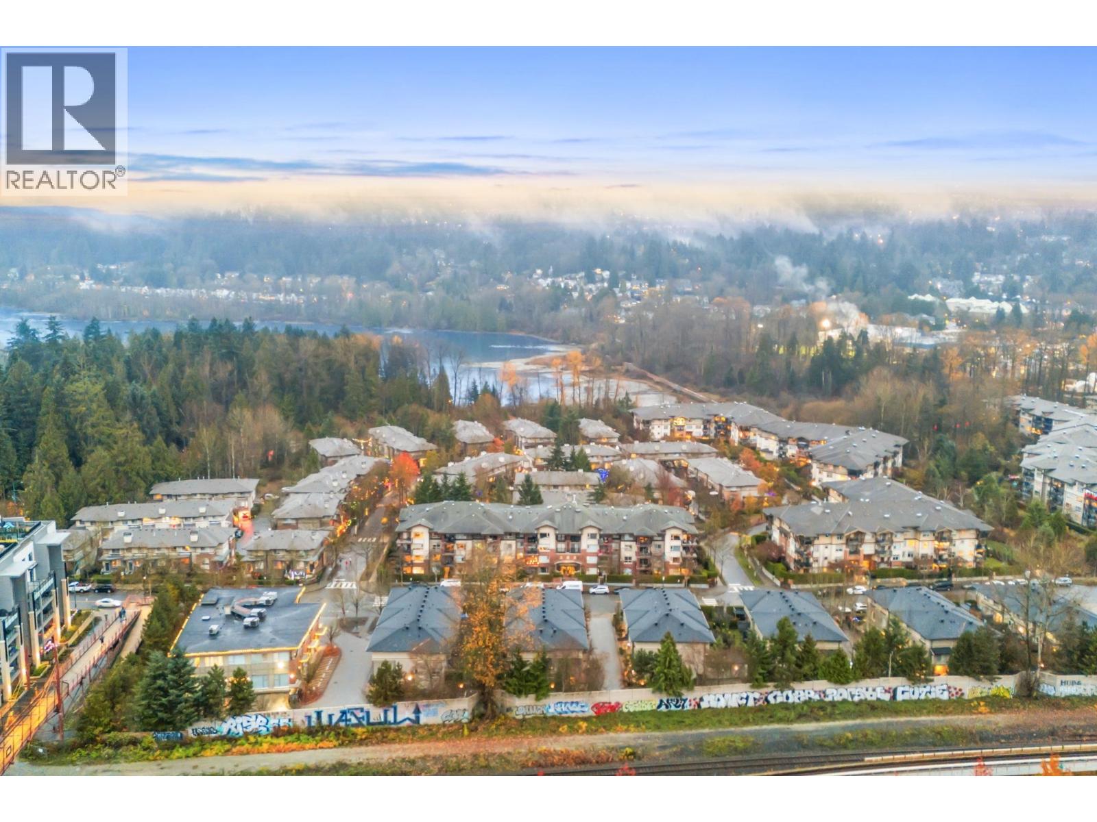 208 200 Klahanie Drive, Port Moody, British Columbia V3H 5K7 - Photo 27 - R3072087