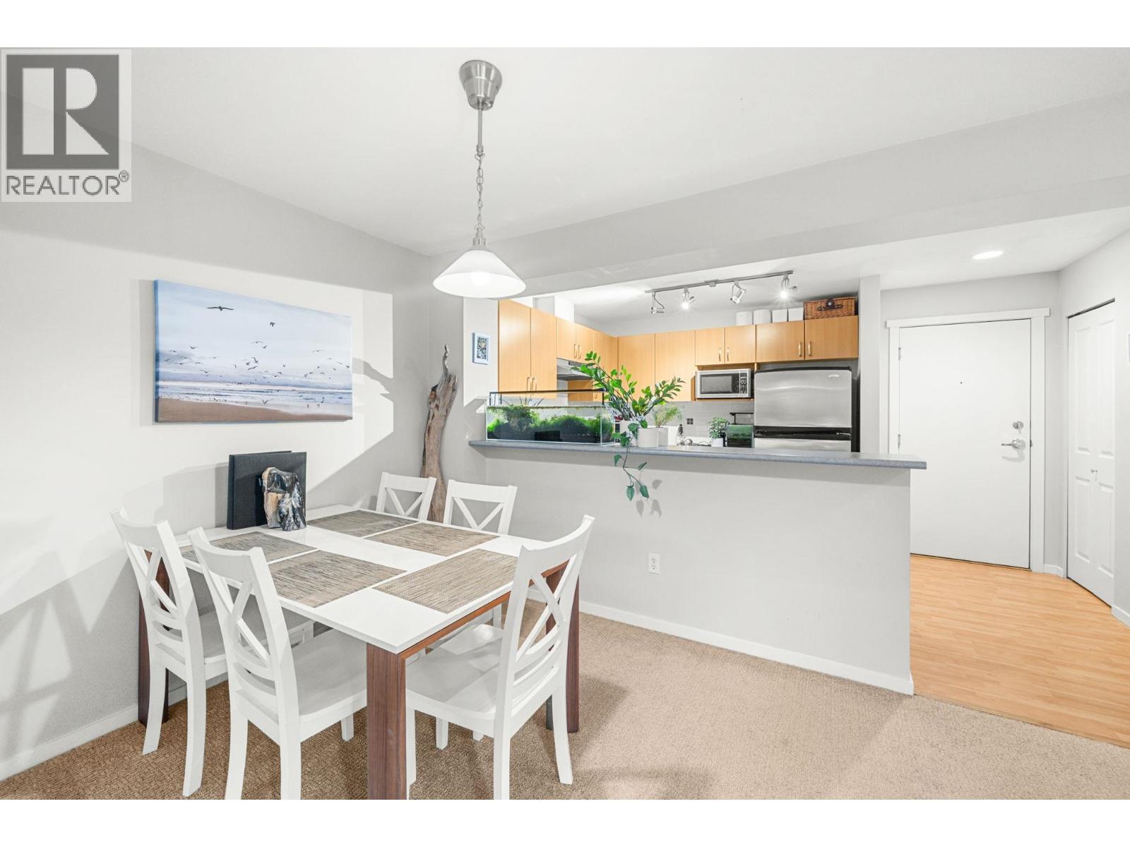 208 200 Klahanie Drive, Port Moody, British Columbia V3H 5K7 - Photo 6 - R3072087