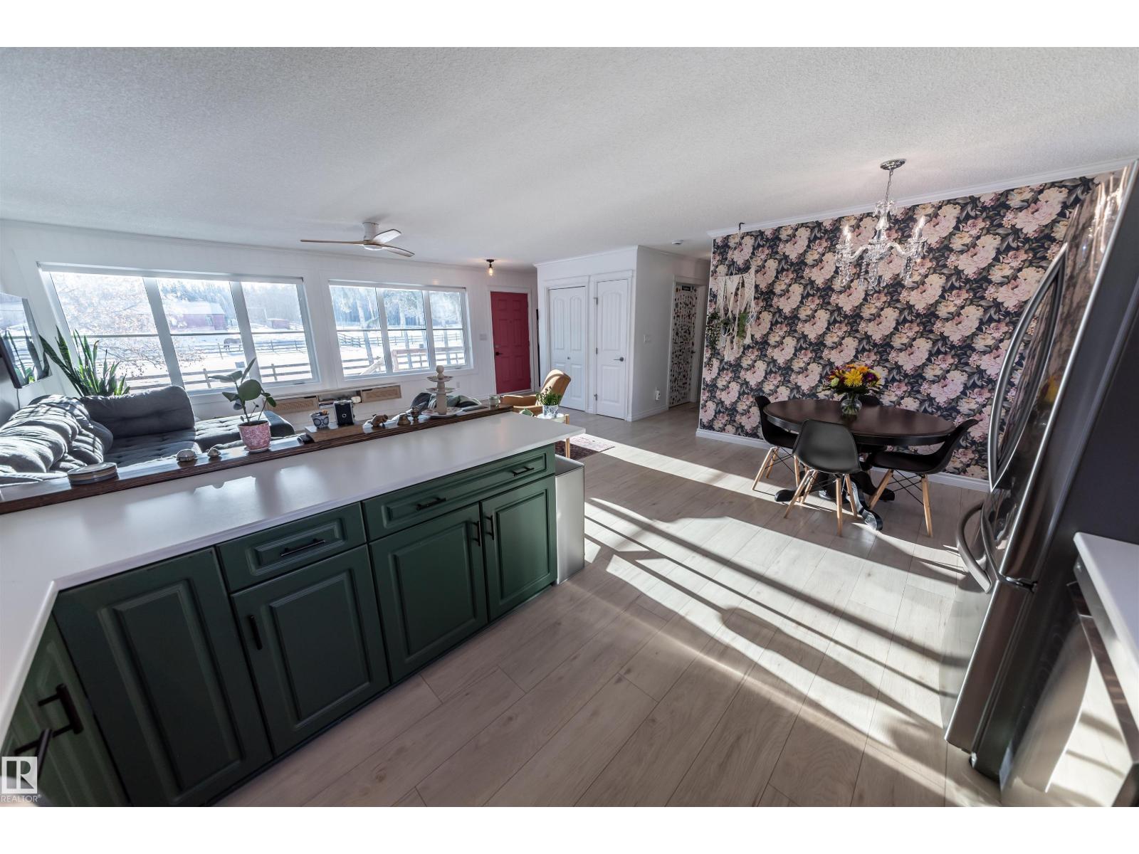 3307 Twp Road 564, Rural Lac Ste. Anne County, Alberta  T0E 1A0 - Photo 17 - E4469838