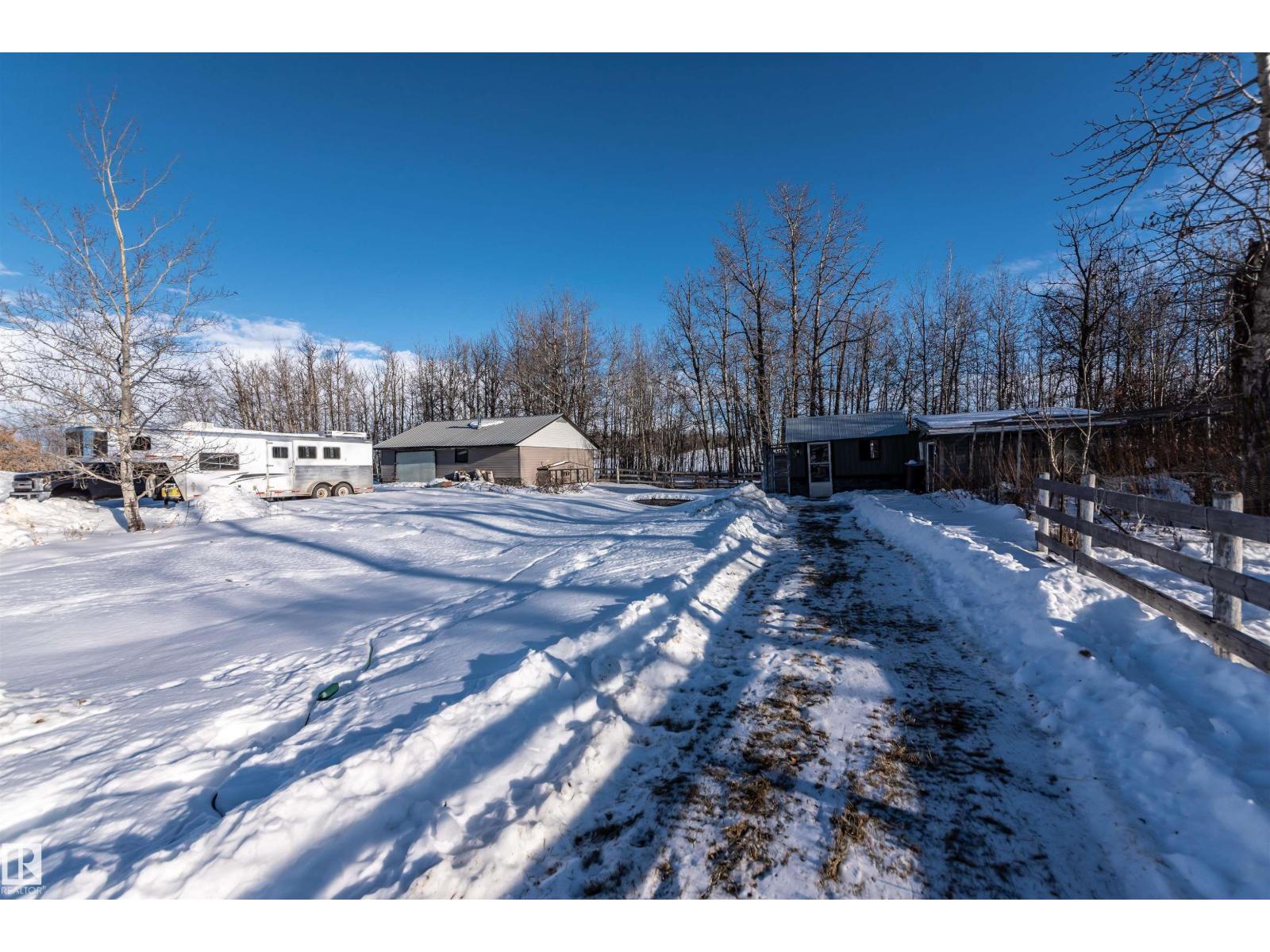 3307 Twp Road 564, Rural Lac Ste. Anne County, Alberta  T0E 1A0 - Photo 41 - E4469838