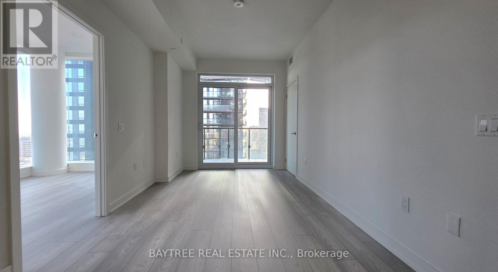 2212 - 110 Broadway Avenue, Toronto, Ontario  M4P 1V7 - Photo 2 - C12682668