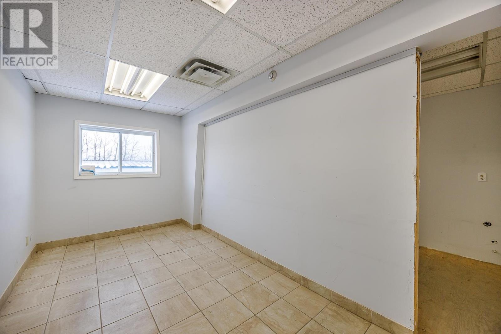 28 Industrial Court A, Sault Ste. Marie, Ontario  P6B 5W6 - Photo 14 - SM260086