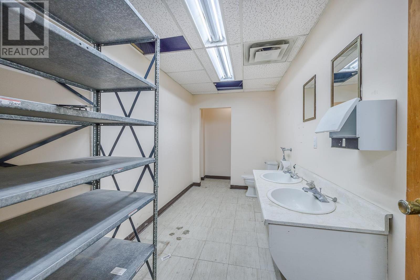 28 Industrial Court A, Sault Ste. Marie, Ontario  P6B 5W6 - Photo 16 - SM260086