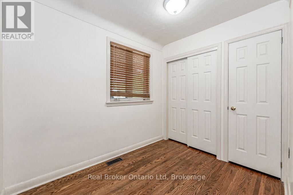 Main - 195 Edinburgh Road S, Guelph (Dovercliffe Park/old University), Ontario  N1G 2H8 - Photo 12 - X12689870