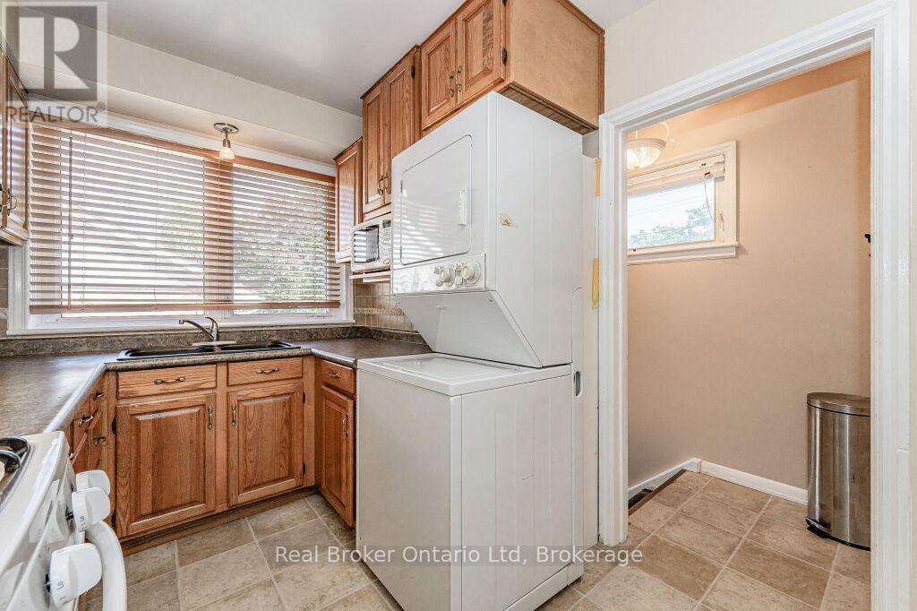 Main - 195 Edinburgh Road S, Guelph (Dovercliffe Park/old University), Ontario  N1G 2H8 - Photo 16 - X12689870