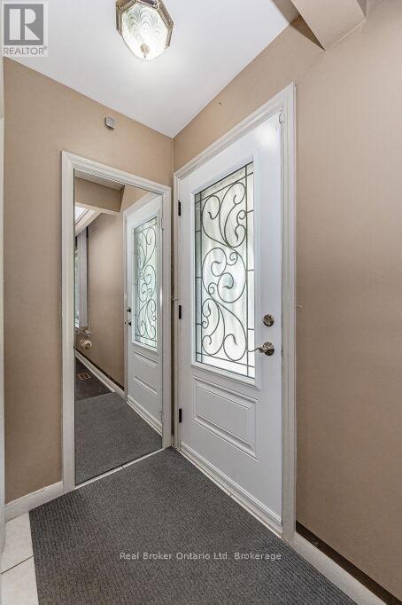 Main - 195 Edinburgh Road S, Guelph (Dovercliffe Park/old University), Ontario  N1G 2H8 - Photo 3 - X12689870