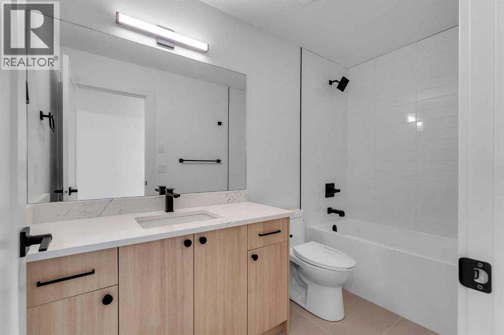 47 North Bridges Garden, Langdon, Alberta  T0J 1X3 - Photo 38 - A2272052