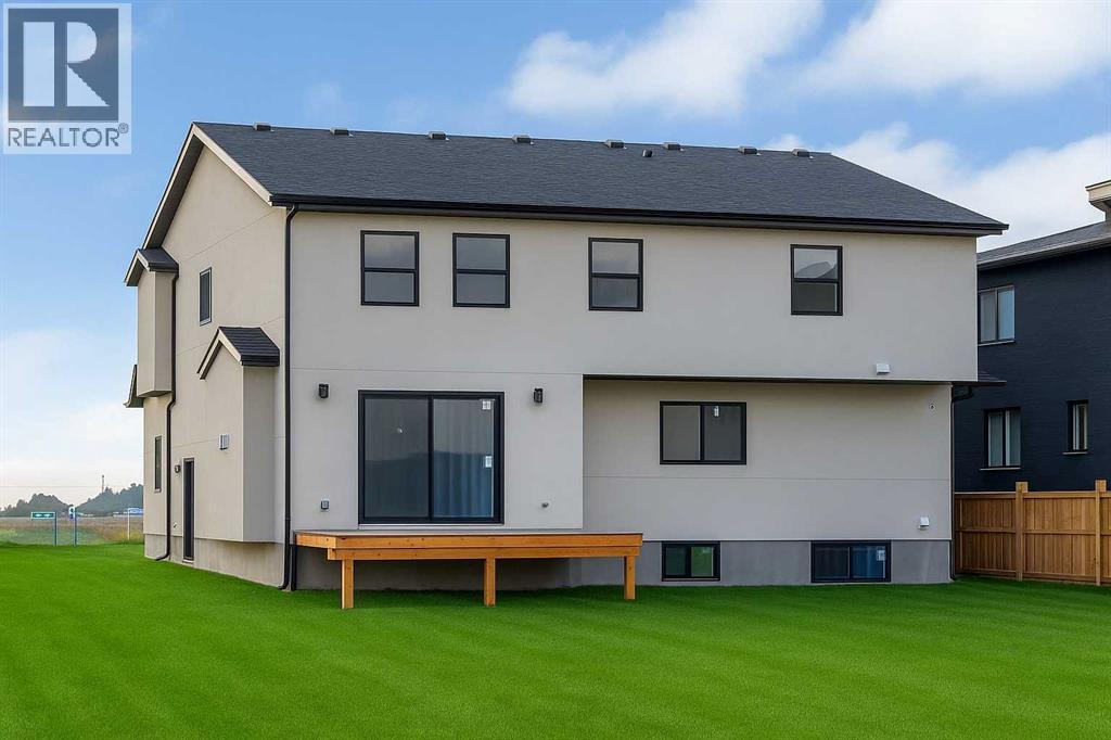 47 North Bridges Garden, Langdon, Alberta  T0J 1X3 - Photo 39 - A2272052