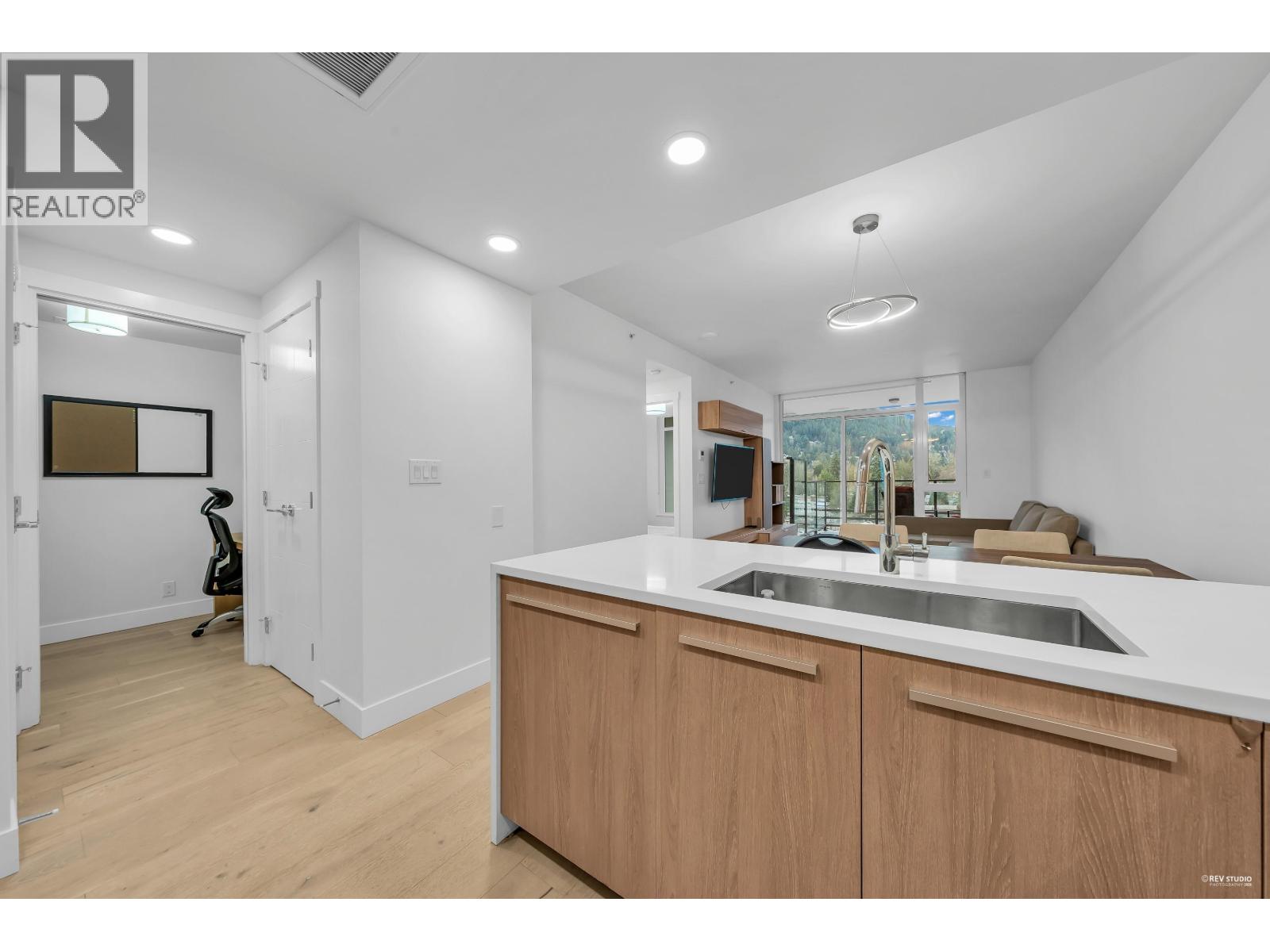 607 2780 Valley Centre Avenue, North Vancouver, British Columbia V7J 0C4 - Photo 7 - R3078671