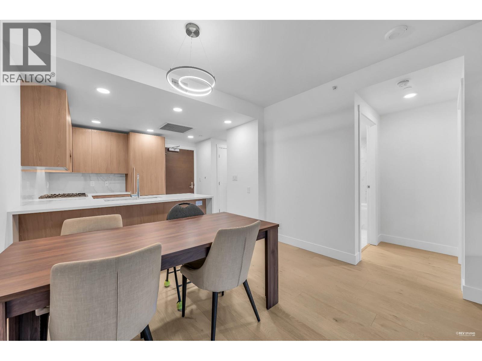 607 2780 Valley Centre Avenue, North Vancouver, British Columbia V7J 0C4 - Photo 3 - R3078671