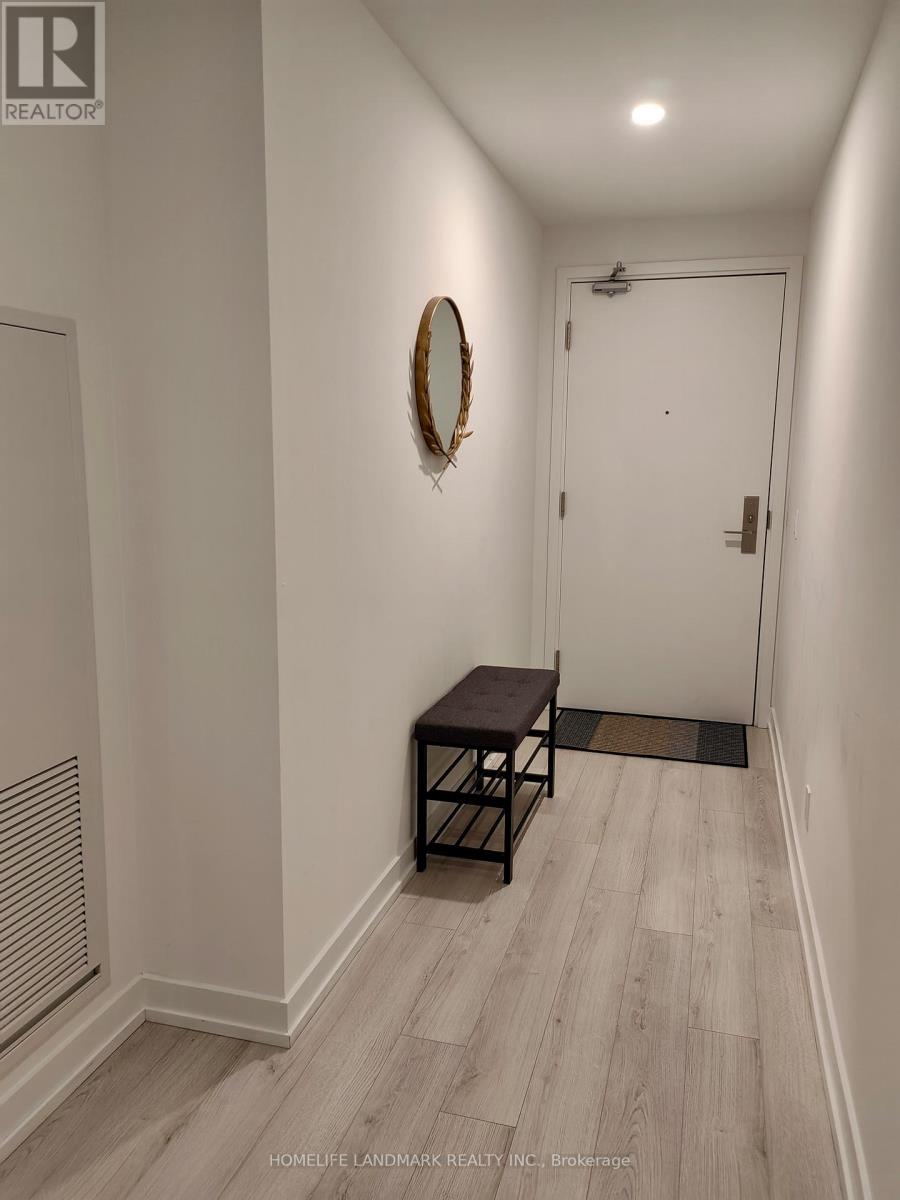 2301 - 33 Helendale Avenue, Toronto, Ontario  M4R 0A4 - Photo 2 - C12689878