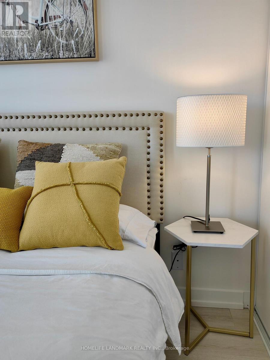 2301 - 33 Helendale Avenue, Toronto, Ontario  M4R 0A4 - Photo 20 - C12689878