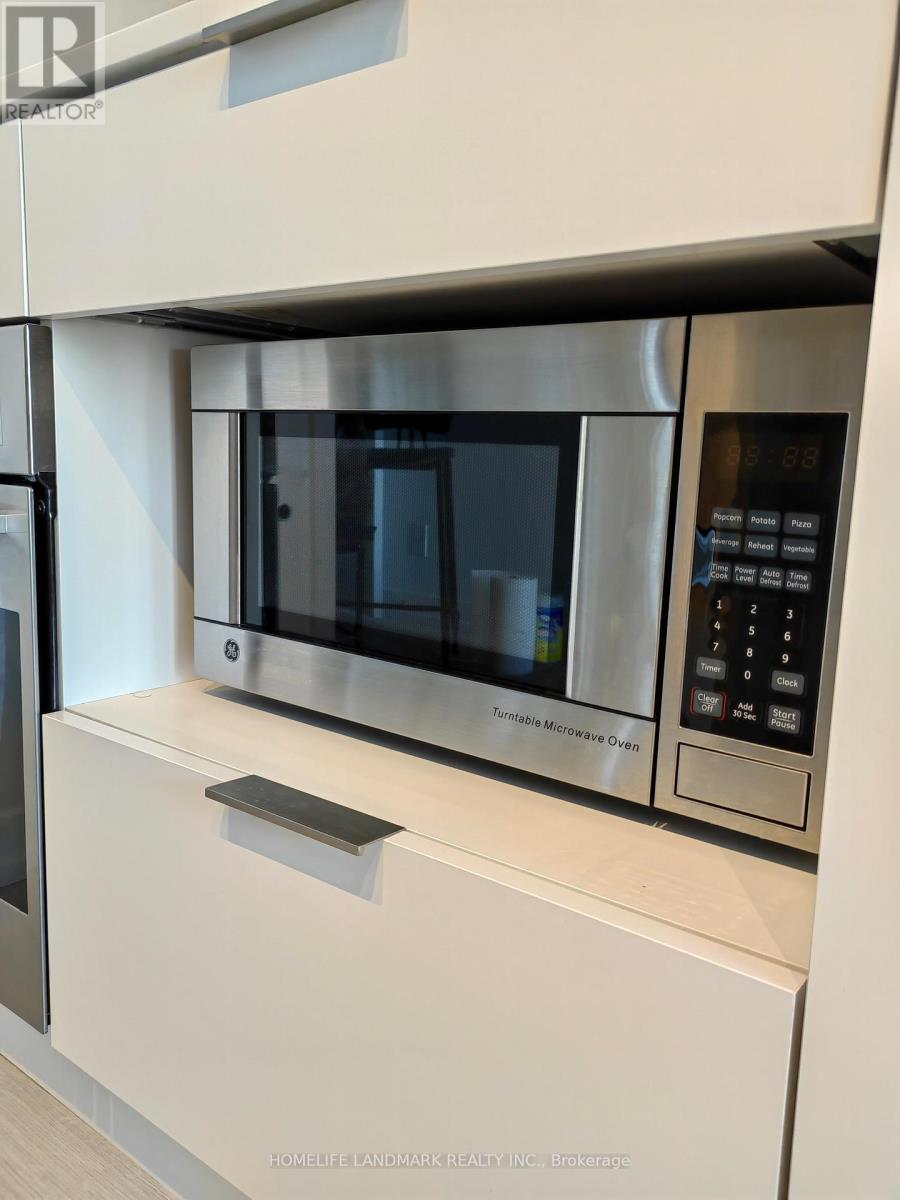 2301 - 33 Helendale Avenue, Toronto, Ontario  M4R 0A4 - Photo 9 - C12689878