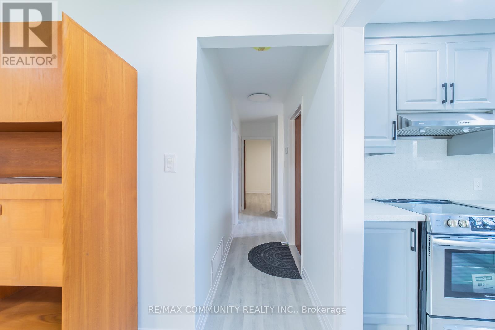 42 Aspendale Drive, Toronto, Ontario  M1P 4J6 - Photo 13 - E12689874