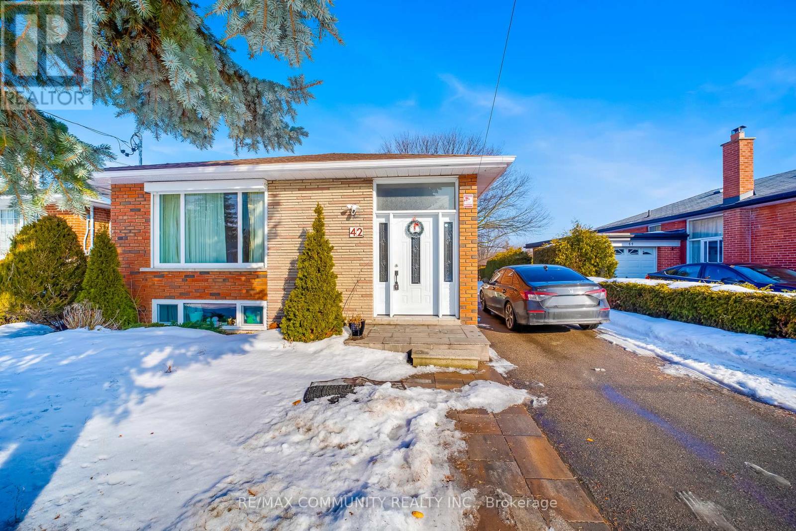 42 Aspendale Drive, Toronto, Ontario  M1P 4J6 - Photo 3 - E12689874