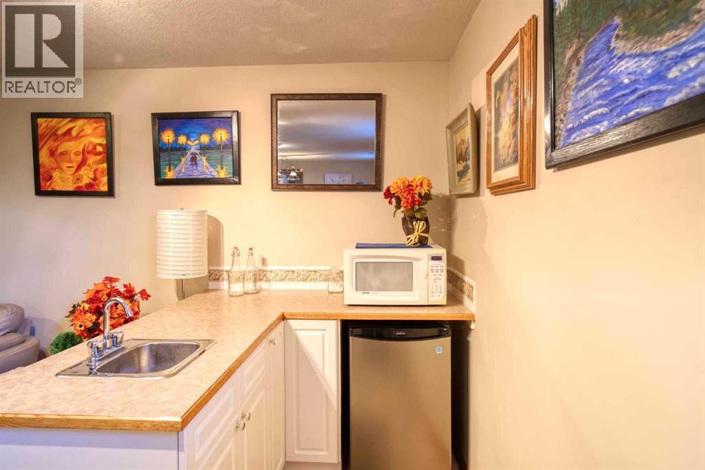 161 West Lakeview Drive, Chestermere, Alberta  T1X 1H7 - Photo 27 - A2257185