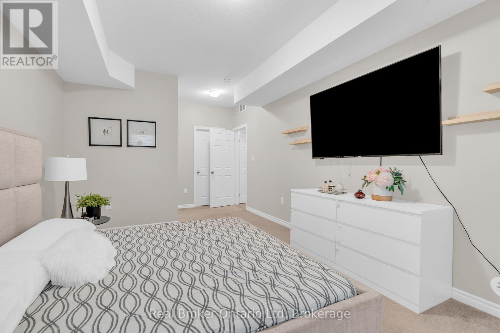 5 - 107 Westra Drive, Guelph, Ontario  N1K 0A5 - Photo 20 - X12689928