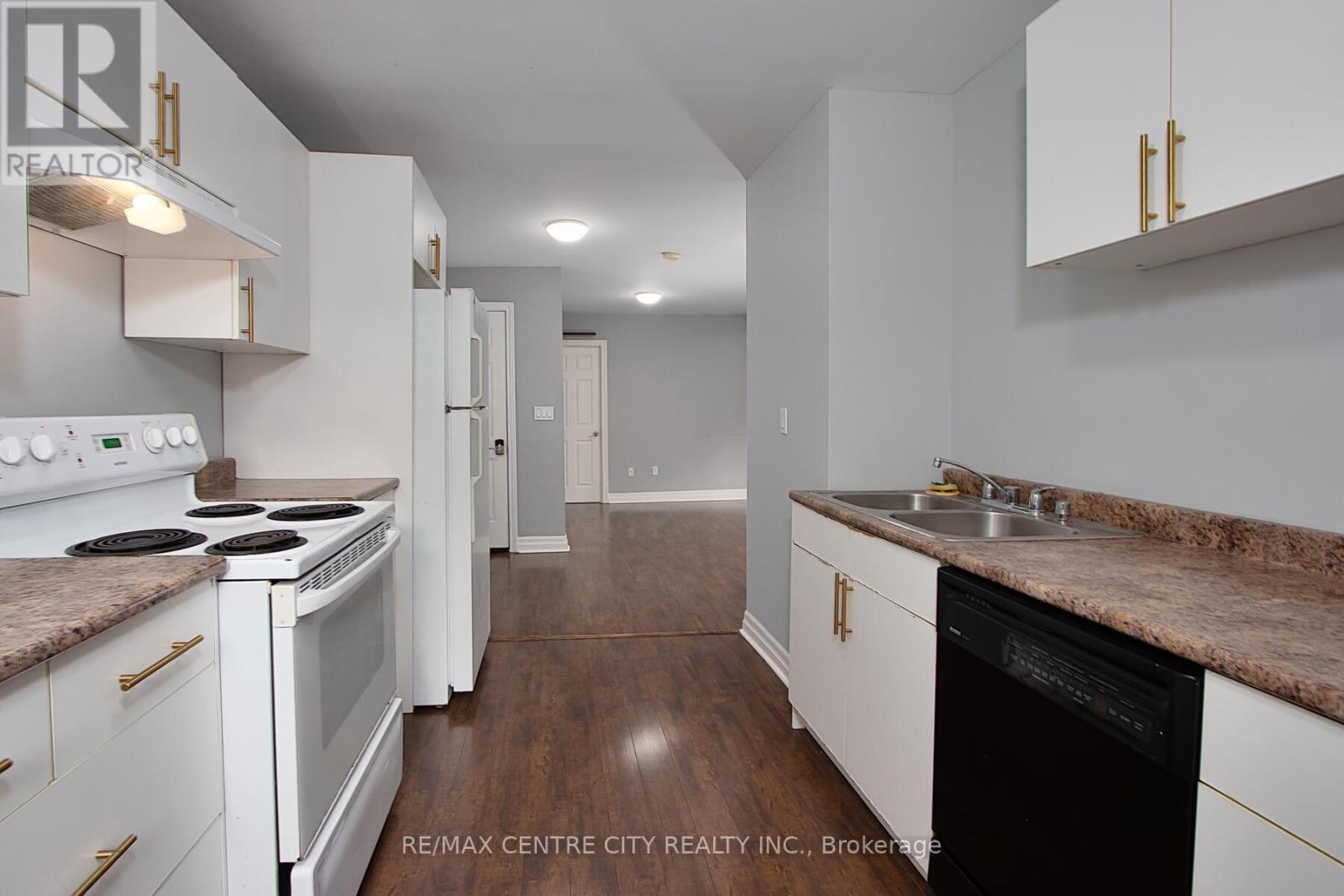 717 Central Avenue, London East, Ontario  N5W 3P9 - Photo 4 - X12689918