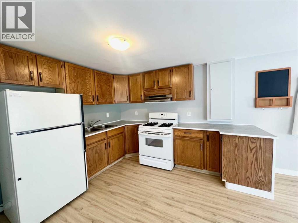 18, 400 1 Street Se, Linden, Alberta  T0M 1J0 - Photo 2 - A2277127