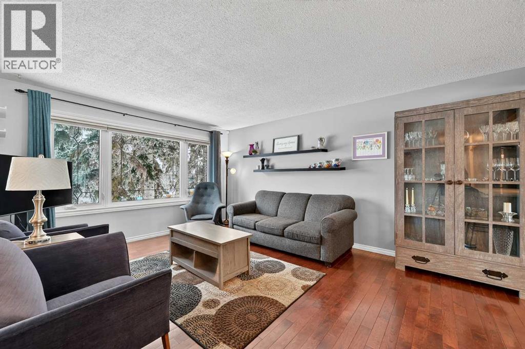 235 Allan Crescent Se, Calgary, Alberta  T2J 0T3 - Photo 5 - A2277157