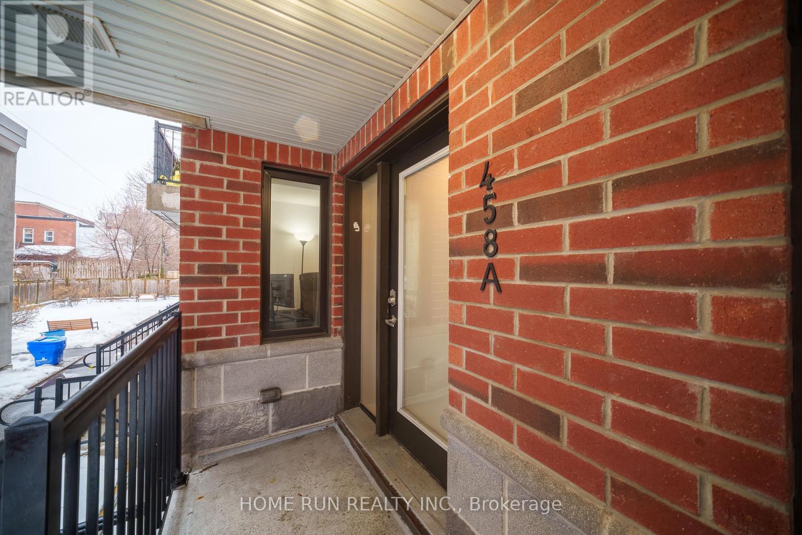 458a King Edward Avenue, Ottawa, Ontario  K1N 0B3 - Photo 4 - X12689904