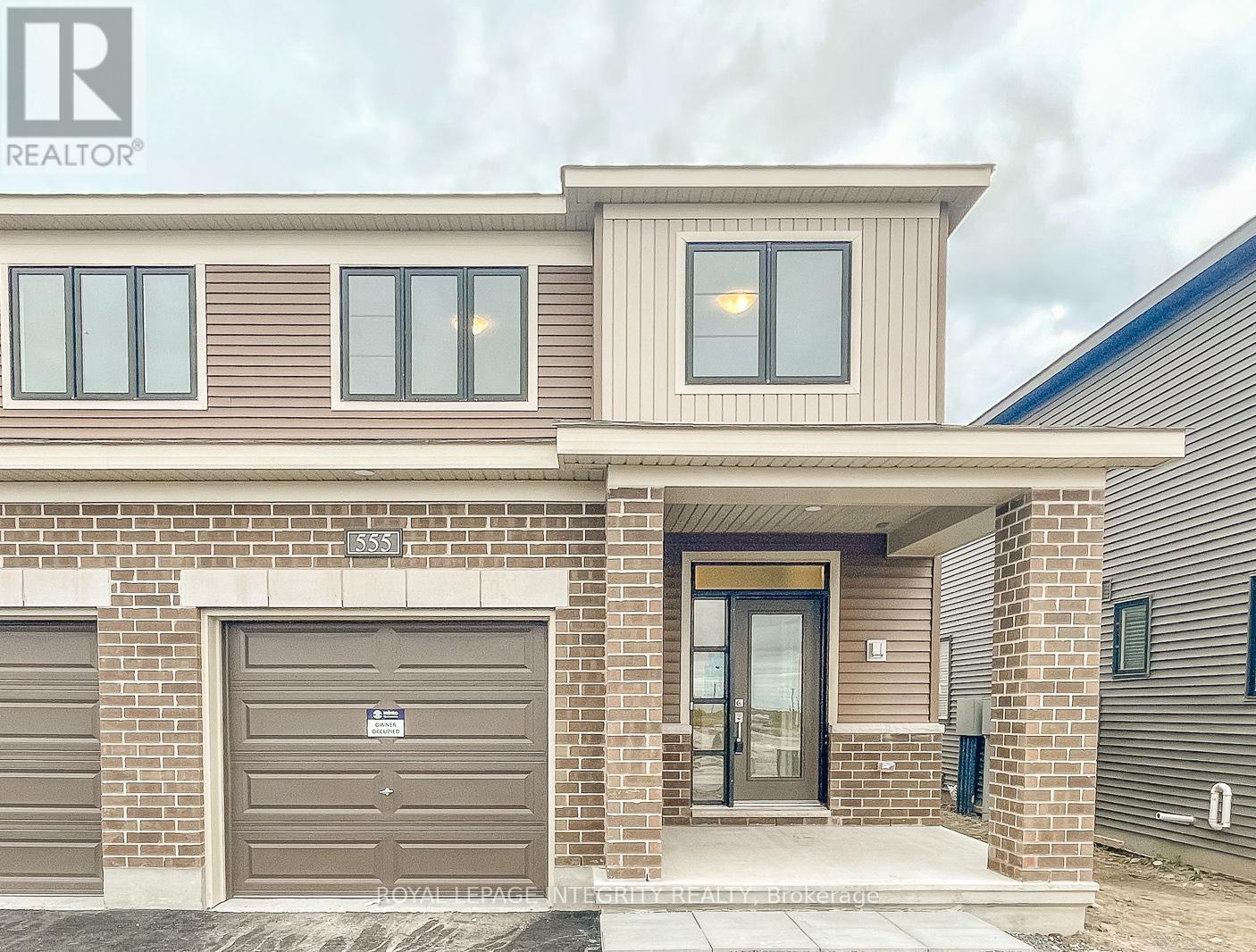 555 AGLISH MEWS, Ottawa, Ontario