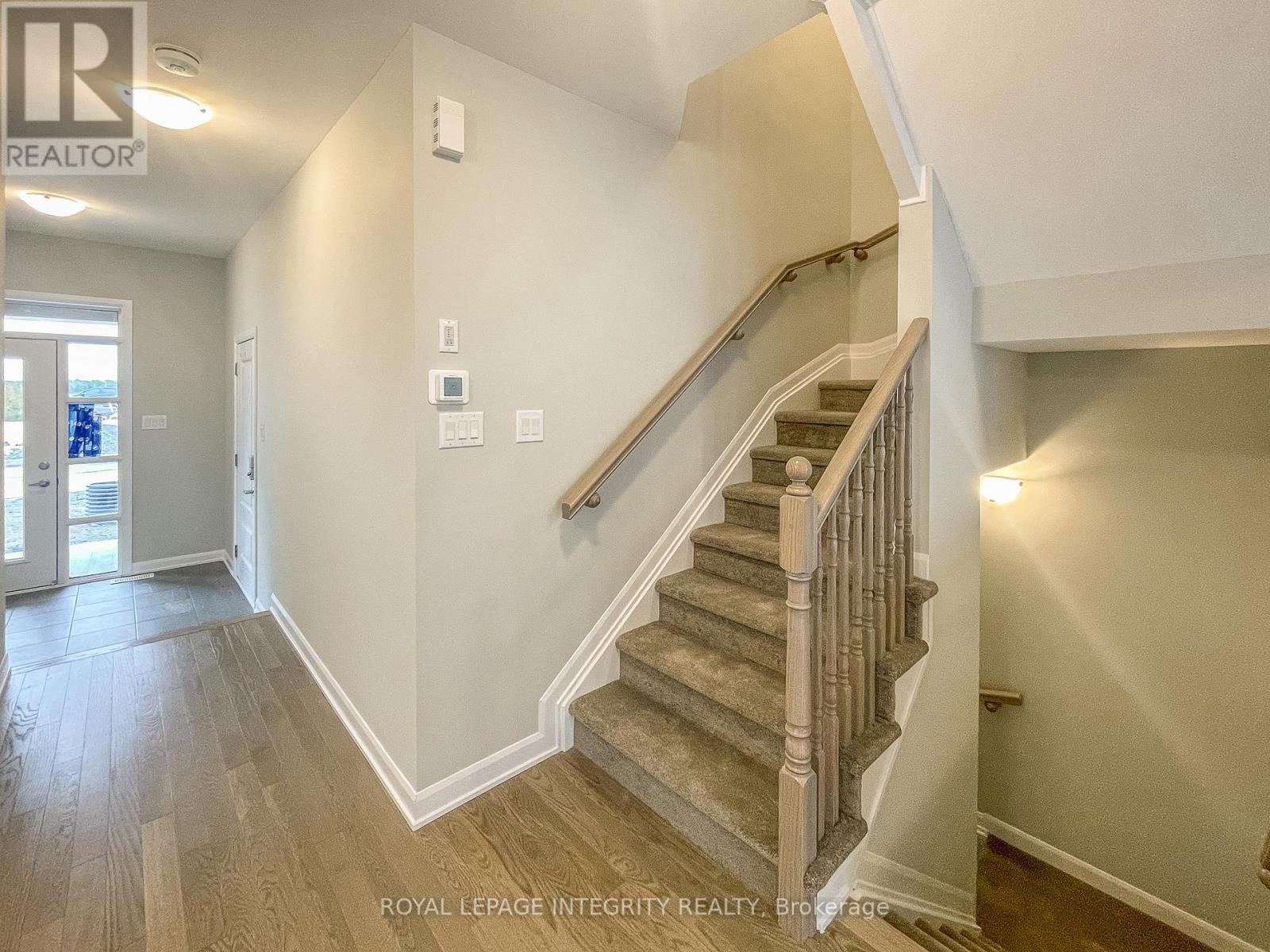 555 Aglish Mews, Ottawa, Ontario  K2J 6Y1 - Photo 2 - X12689938
