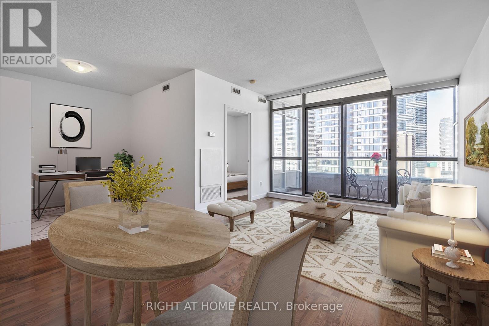 2104 - 281 MUTUAL STREET, Toronto, Ontario