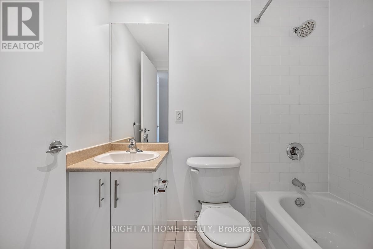 2104 - 281 Mutual Street, Toronto, Ontario  M4Y 3C4 - Photo 16 - C12689932