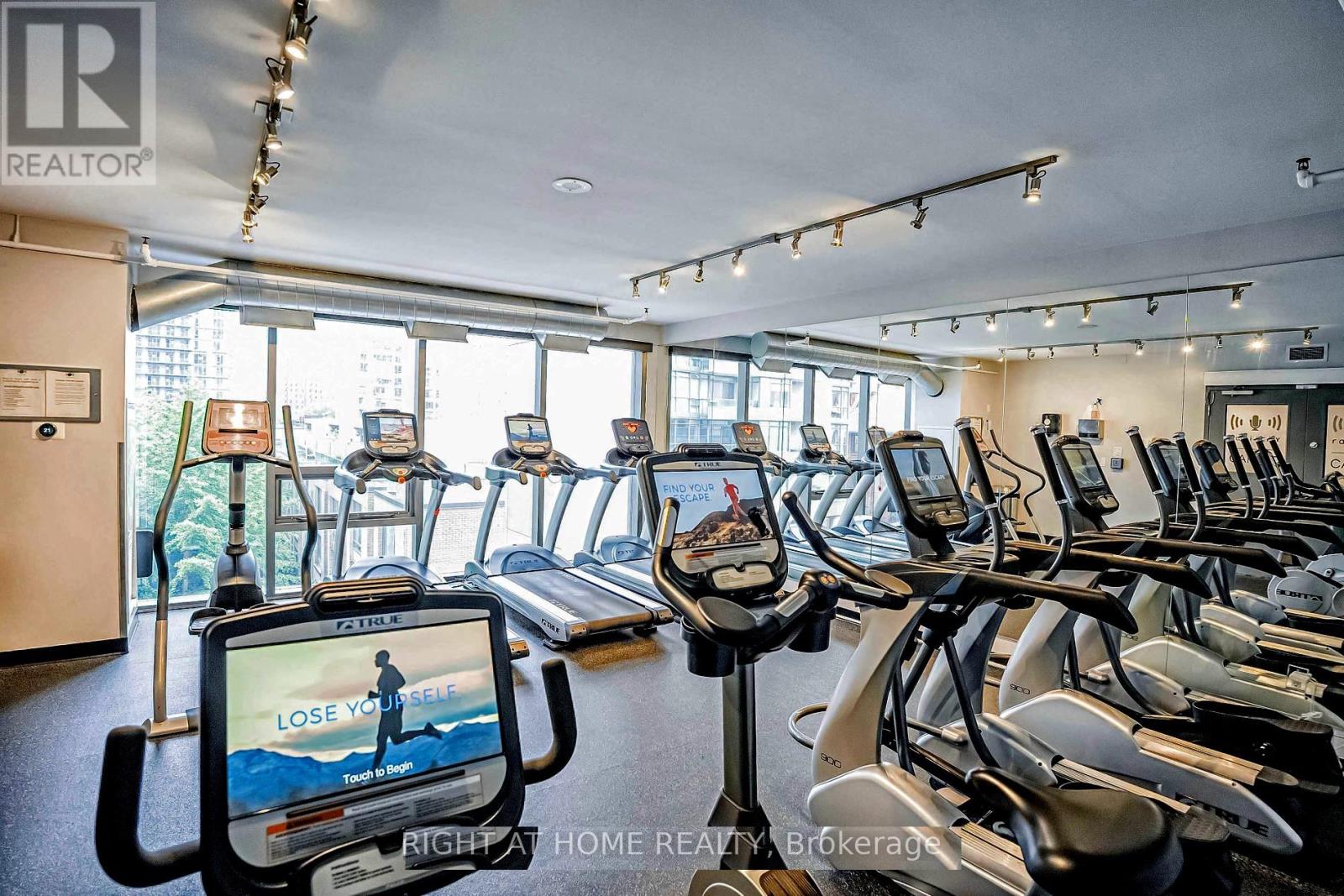 2104 - 281 Mutual Street, Toronto, Ontario  M4Y 3C4 - Photo 21 - C12689932