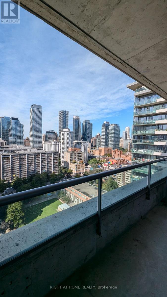 2104 - 281 Mutual Street, Toronto, Ontario  M4Y 3C4 - Photo 7 - C12689932