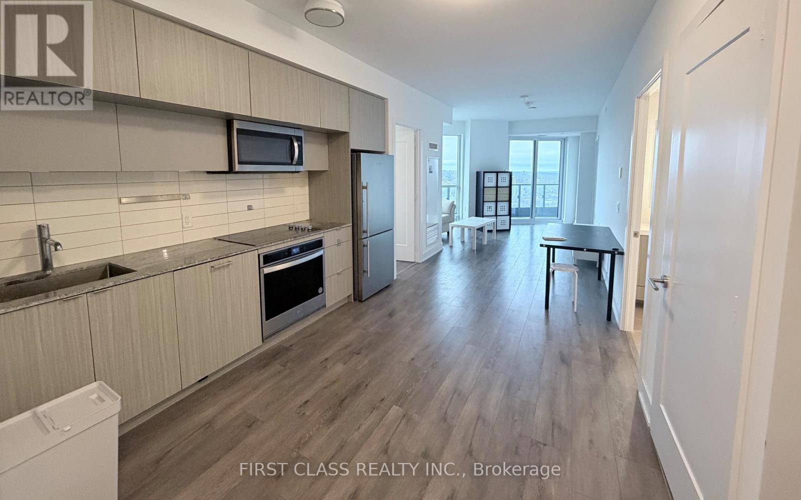 3517 - 585 Bloor Street E, Toronto, Ontario  M4W 0B3 - Photo 3 - C12689936