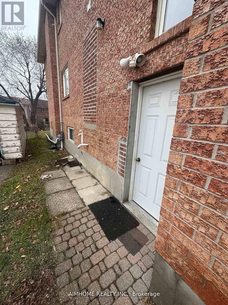 Basement - 18 Reidmount Avenue, Toronto, Ontario  M1S 1B3 - Photo 2 - E12689930