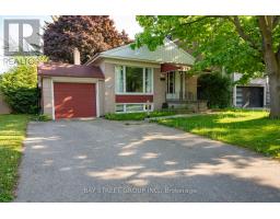 MAIN - 394 CENTRE STREET E, Richmond Hill, Ontario