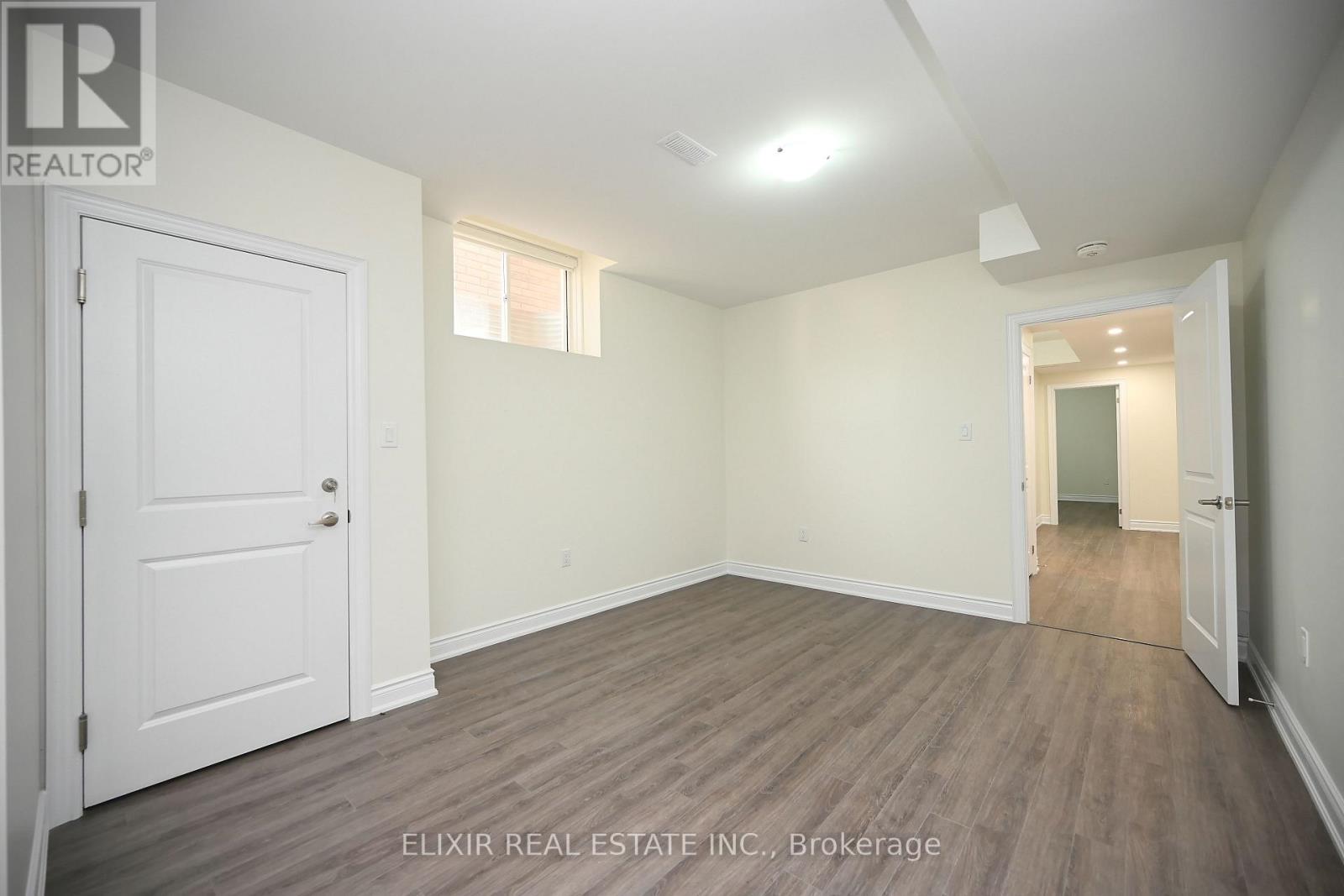 46 Mevira Gardens, Oakville, Ontario  L6H 0Z6 - Photo 18 - W12689906