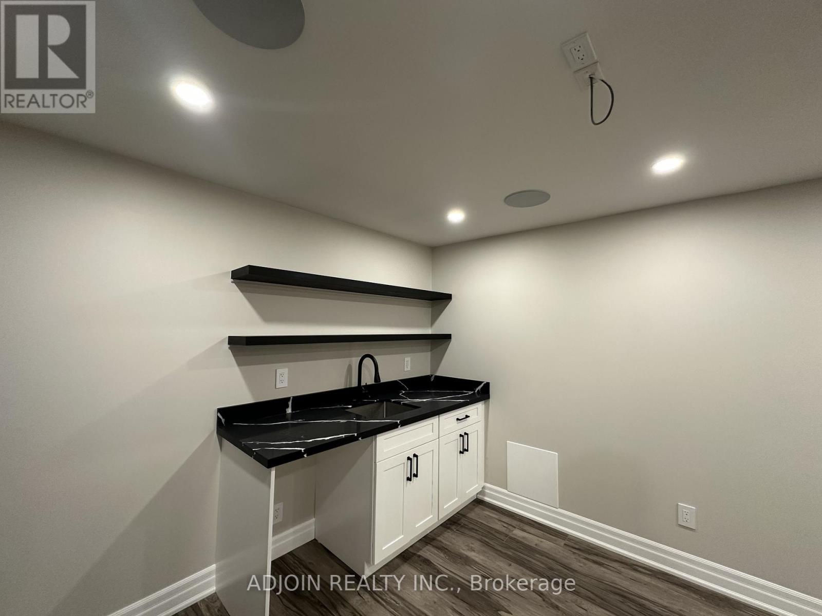 Basement - 3366 Mulcaster Road, Mississauga, Ontario  L5L 5A7 - Photo 3 - W12689916