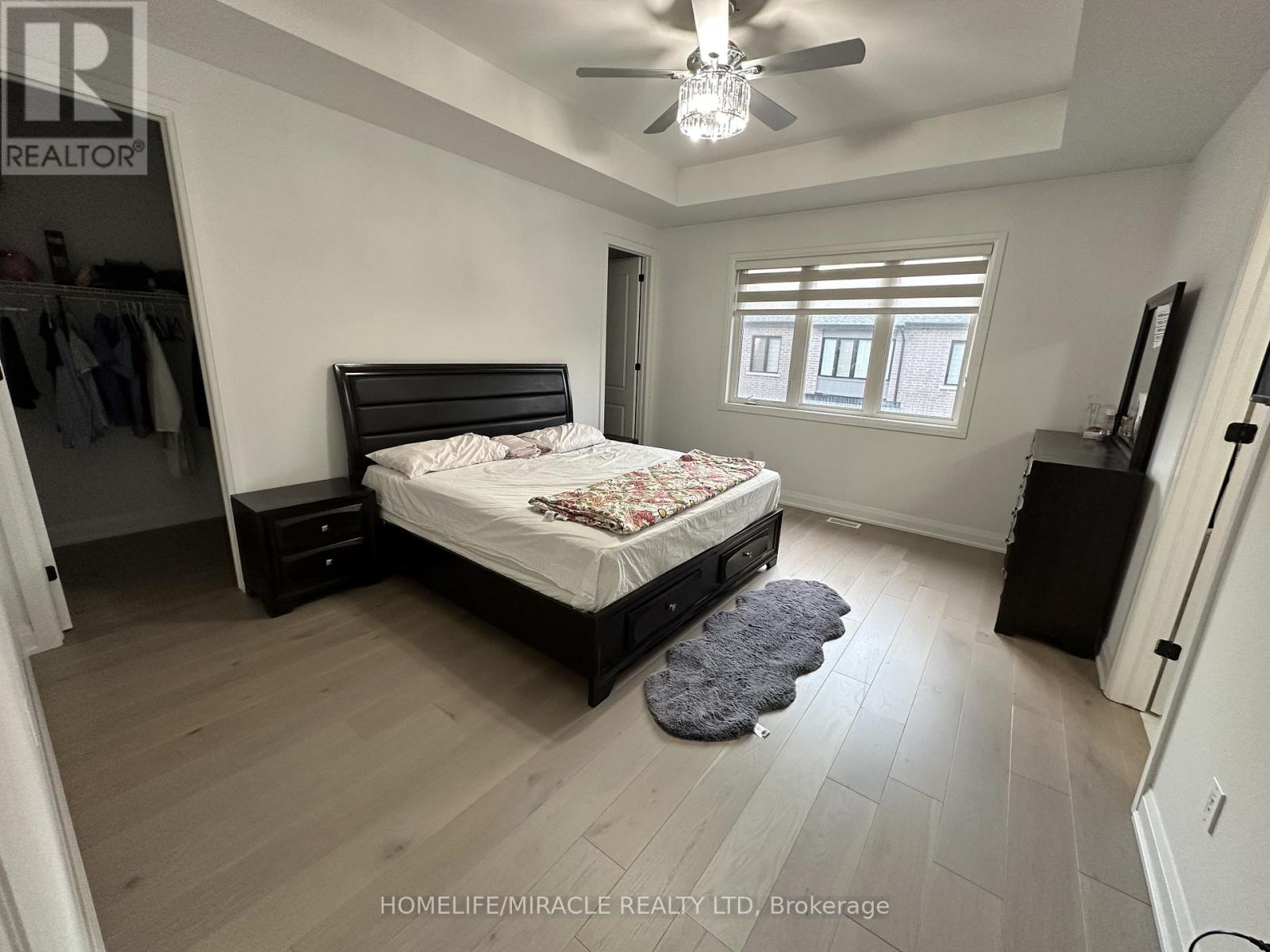 1416 Lynx Gardens, Oakville, Ontario  L6H 3W8 - Photo 8 - W12689924