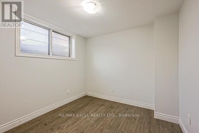 90 Flamborough Drive E, Toronto, Ontario  M6M 2R8 - Photo 20 - W12662014