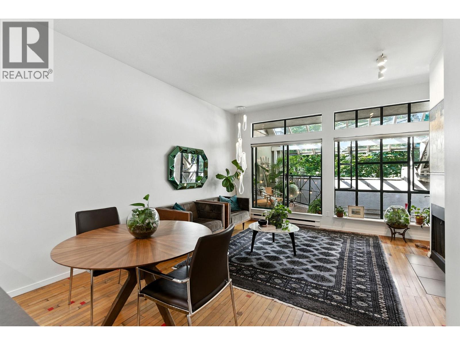 303 700 E Pender Street, Vancouver, British Columbia  V6A 1V7 - Photo 2 - R3078820