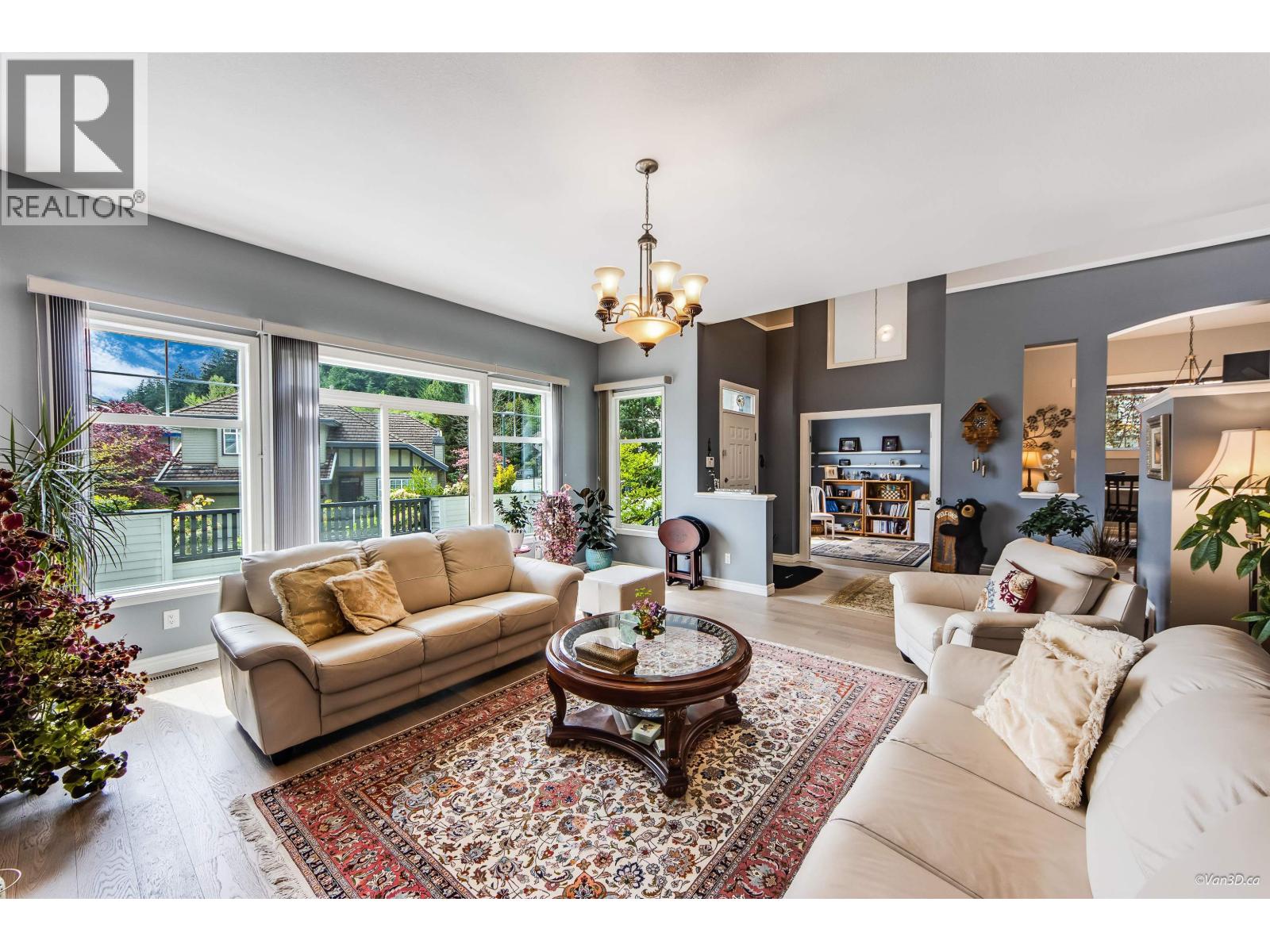 1701 Arbutus Place, Coquitlam, British Columbia  V3E 3K2 - Photo 10 - R3078818