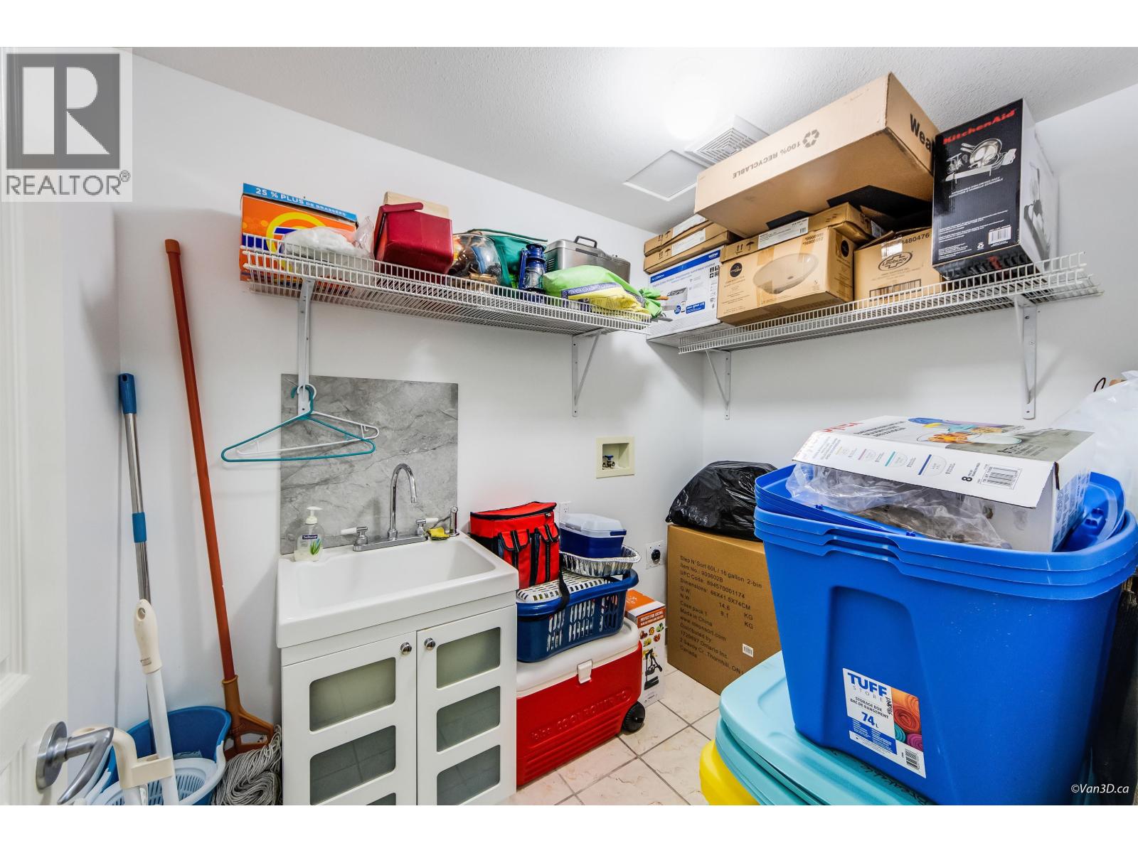 1701 Arbutus Place, Coquitlam, British Columbia  V3E 3K2 - Photo 26 - R3078818