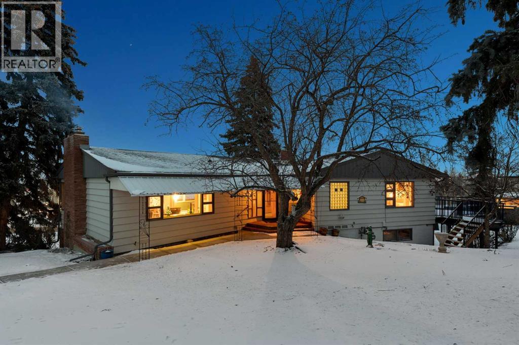 2307 Sunset Avenue SW, Calgary, Alberta