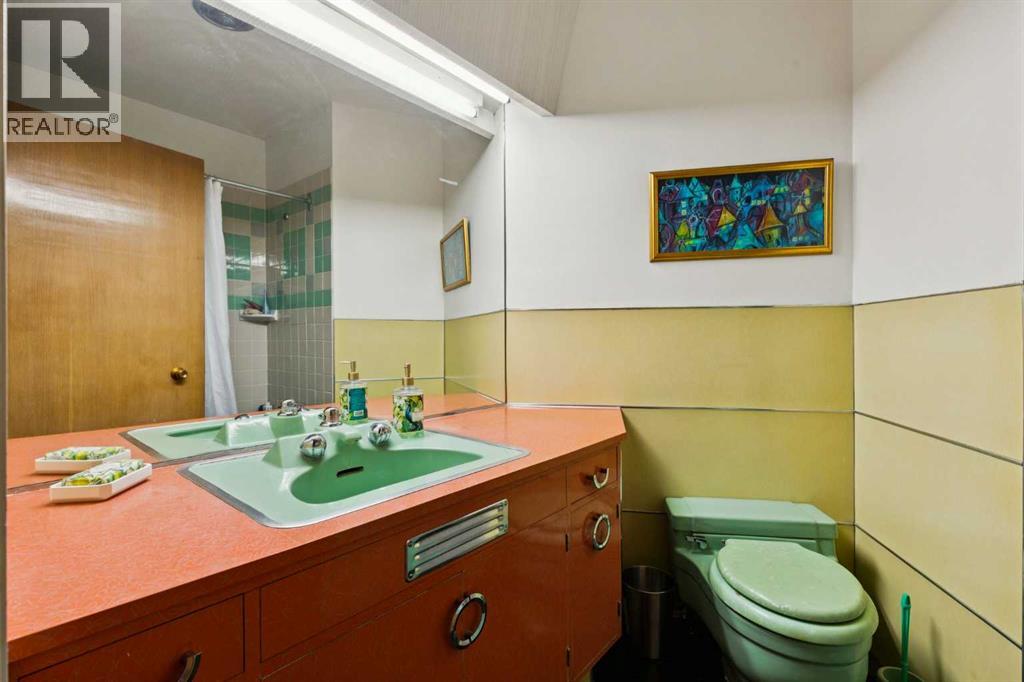 2307 Sunset Avenue Sw, Calgary, Alberta  T3C 2M9 - Photo 25 - A2277658