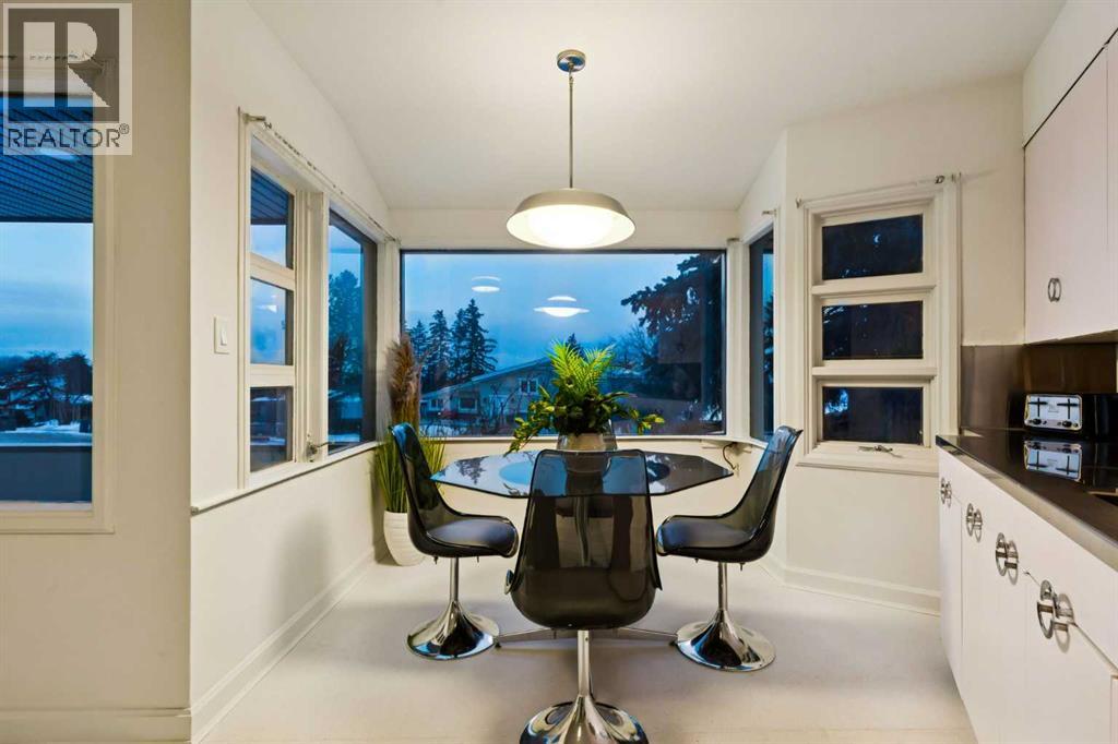 2307 Sunset Avenue Sw, Calgary, Alberta  T3C 2M9 - Photo 17 - A2277658