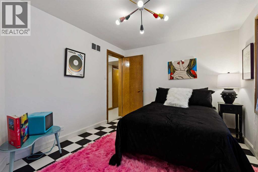 2307 Sunset Avenue Sw, Calgary, Alberta  T3C 2M9 - Photo 40 - A2277658