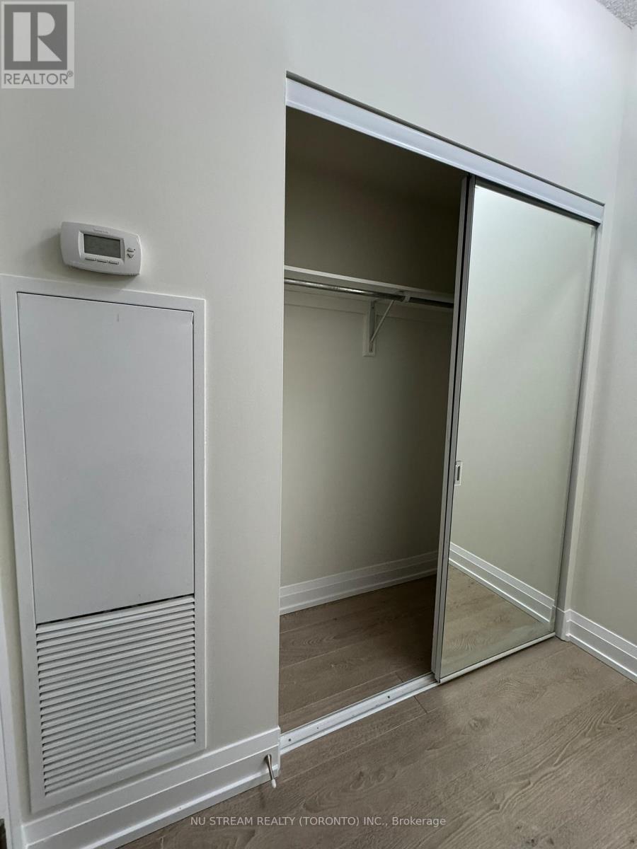 2525 - 7161 Yonge Street, Markham, Ontario  L3T 0C8 - Photo 15 - N12689954