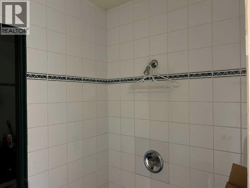 Part Of Bay A, 4707 51 Avenue, Camrose, Alberta  T4V 0V3 - Photo 16 - A2278301