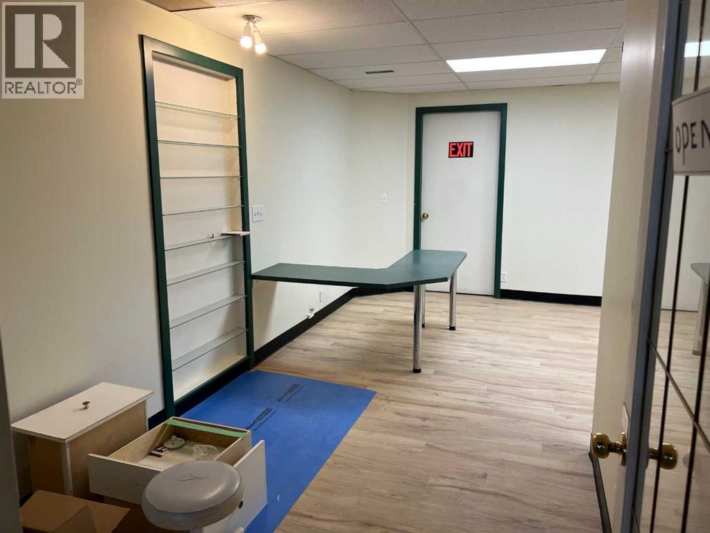 Part Of Bay A, 4707 51 Avenue, Camrose, Alberta  T4V 0V3 - Photo 3 - A2278301