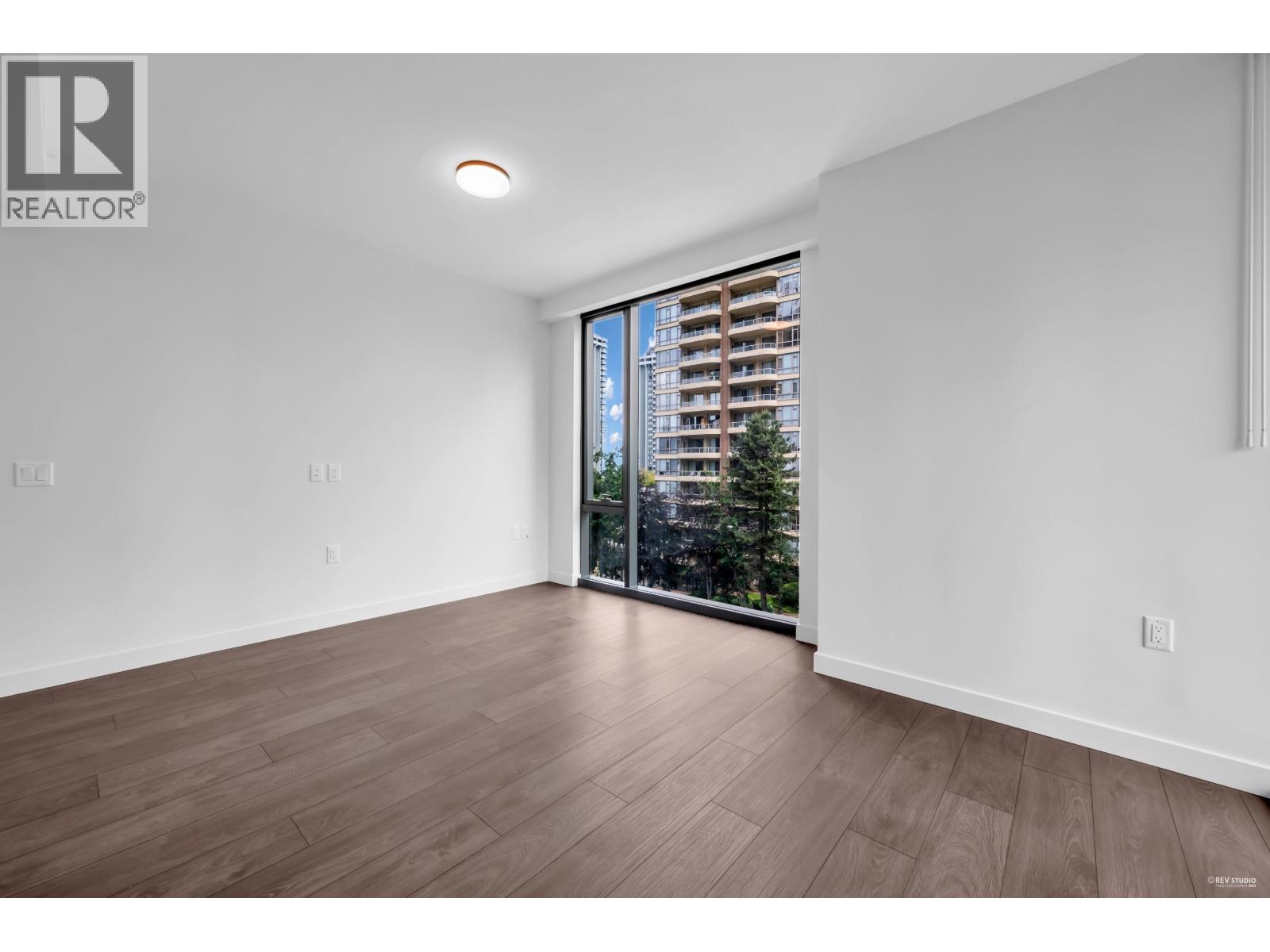 309 5987 Wilson Avenue, Burnaby, British Columbia  V5H 0L7 - Photo 8 - R3078158